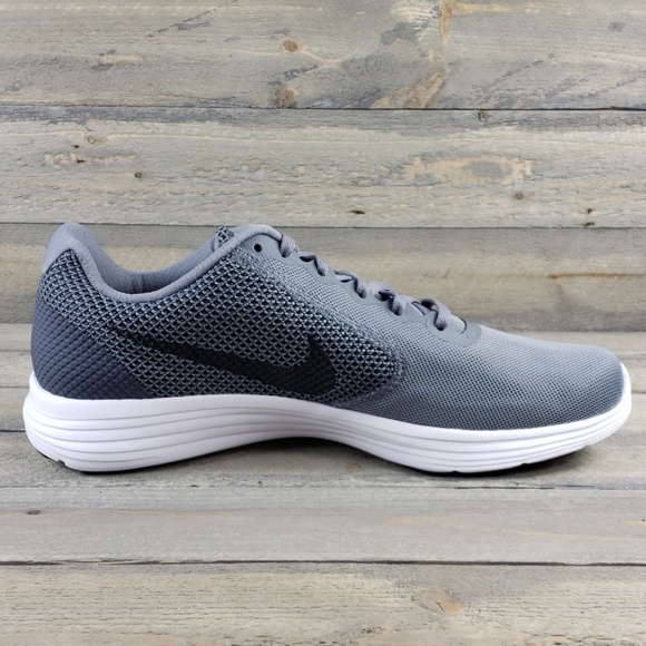 New Nike Revolution 3 Grey/Black/White Running - Picture 6 of 9